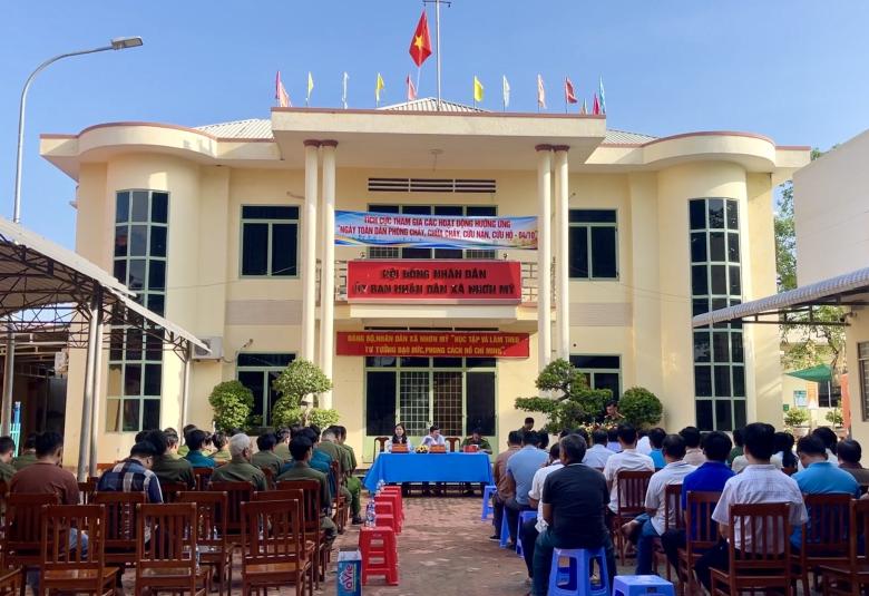 Nhơn Mỹ tổ chức lễ mít tinh và diễu hành hưởng ứng Ngày toàn dân phòng cháy, chữa cháy và cứu nạn, cứu hộ 4/10