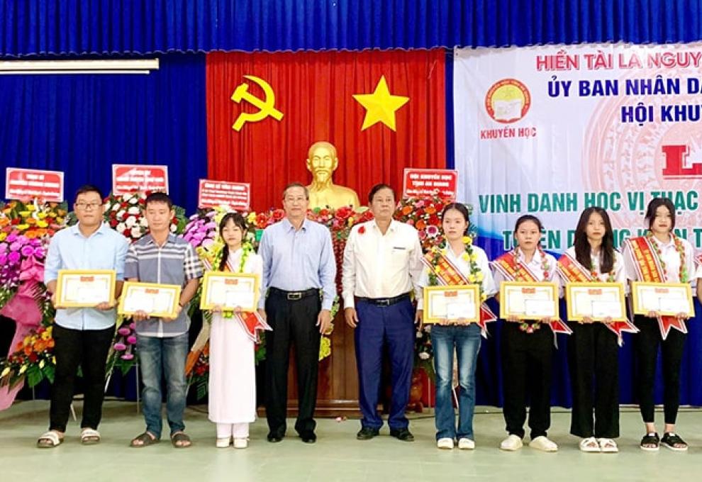 “Làng Thạc sĩ” xứ cù lao – Niềm tự hào của xã Nhơn Mỹ