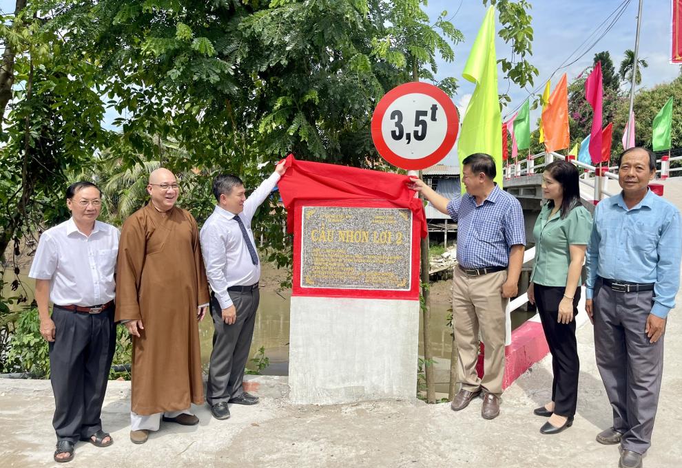 Xã Nhơn Mỹ Khánh thành cầu giao thông nông thôn Nhơn Lợi 2