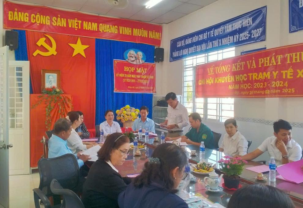 Xã Nhơn Mỹ Họp mặt Kỷ niệm 70 năm Ngày Thầy thuốc Việt Nam 27/2