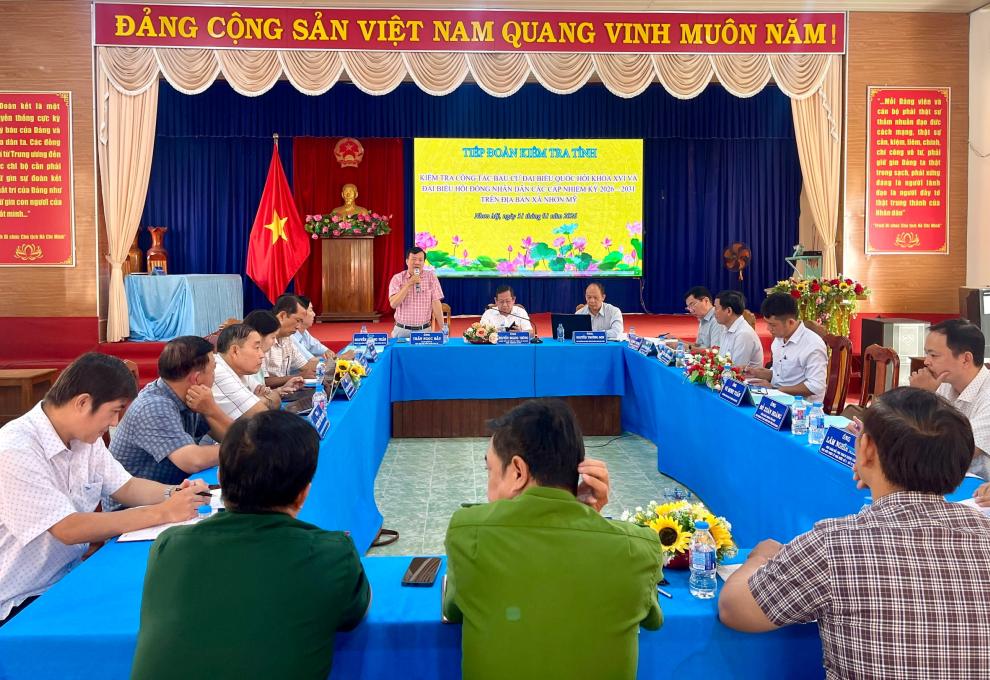 Đoàn công tác tỉnh Kiểm tra việc chuẩn bị bầu cử tại xã Nhơn Mỹ