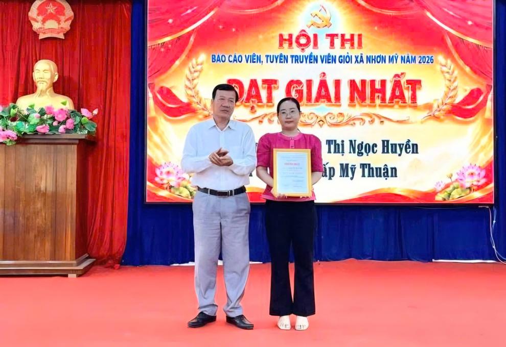 Bí thư Chi bộ ấp Mỹ Thuận - Trương Thị Ngọc Huyền xuất sắc đạt giải nhất Hội thi Báo cáo viên - Tuyên truyền viên giỏi xã Nhơn Mỹ năm 2026