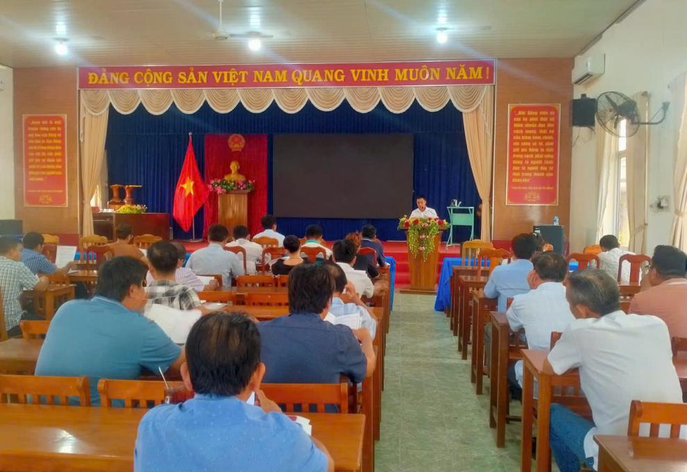 Nhơn Mỹ triển khai kế hoạch thu gom xử lý chất thải nguy hại và bao gói thuốc bảo vệ thực vật sau sử dụng 