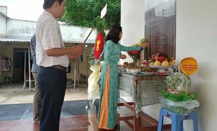 Phó Bí thư Thường trực Đảng ủy xã dự lễ kỷ niệm 79 năm ngày Thương binh - Liệt sĩ tại điểm Mỹ Hội Đông