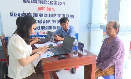 Nhơn Mỹ thực hiện mô hình “dịch vụ công lưu động” và “tuần lễ dịch vụ công trực tuyến”
