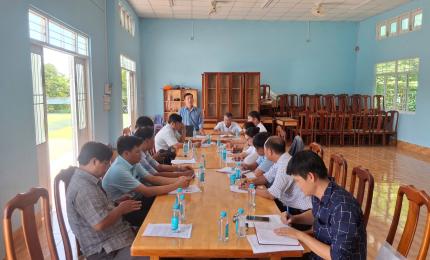 Ban Văn hóa – Xã hội Hội đồng nhân dân Nhơn Mỹ khảo sát chuyên đề tại Trung tâm dịch vụ tổng hợp và các ấp
