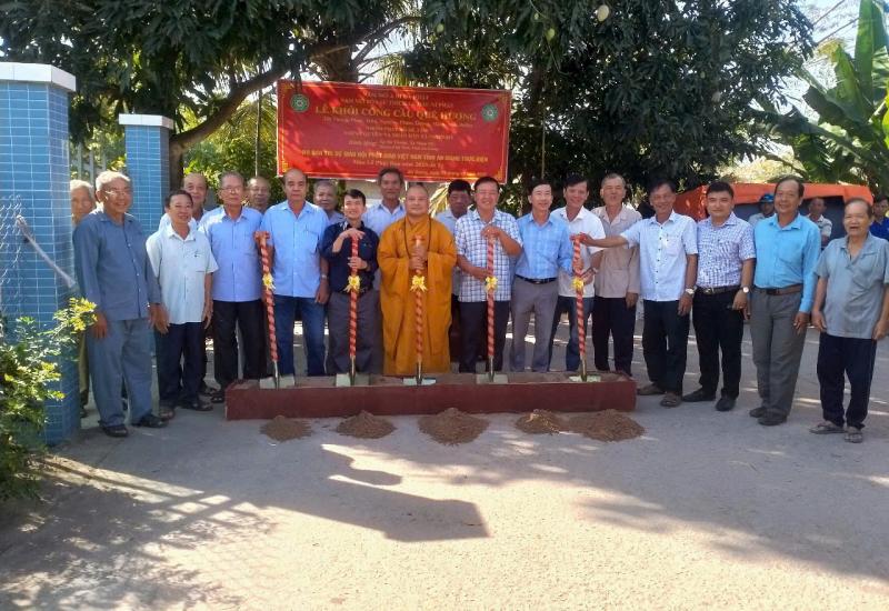 Xã Nhơn Mỹ khởi công xây dựng công trình cầu giao thông nông thôn Xẻo Chùa Trong ấp Mỹ Thuận