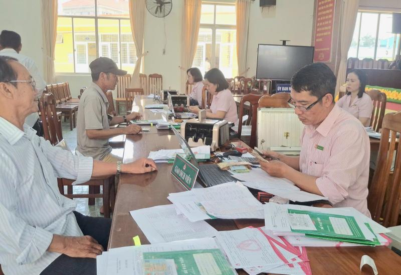 Chính sách giảm lãi suất “nóng” – Điểm tựa vững chắc cho người dân