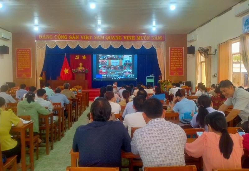 Xã Nhơn Mỹ tham gia tập huấn triển khai ứng dụng Sổ tay đảng viên điện tử