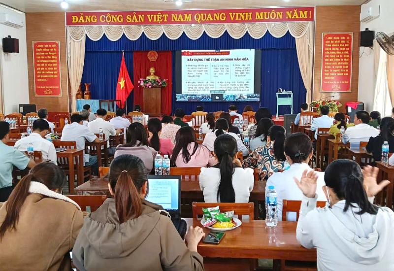 Nhơn Mỹ dự Hội nghị toàn quốc quán triệt Nghị quyết 79 và 80 của Bộ Chính trị