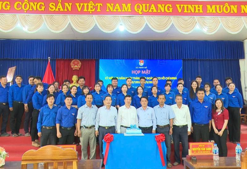 Họp mặt kỷ niệm 95 năm Ngày thành lập Đoàn TNCSHCM