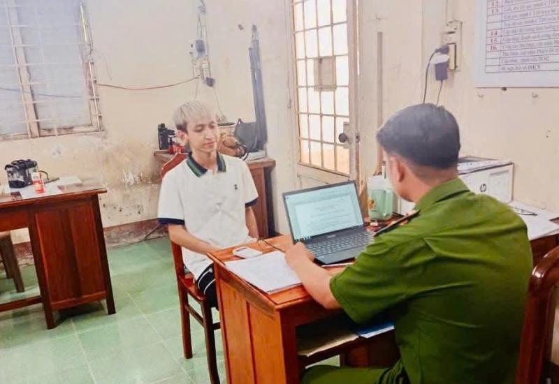 Bắt quả tang 01 đối tượng có hành vi tàng trữ trái phép chất ma túy